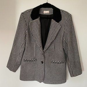 Oversized Houndstooth Blazer